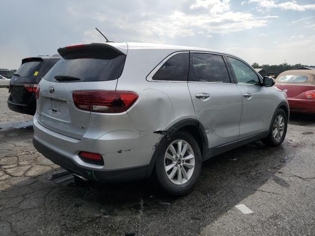 5XYPGDA57LG612089 - 2020 KIA SORENTO S SILVER photo 3