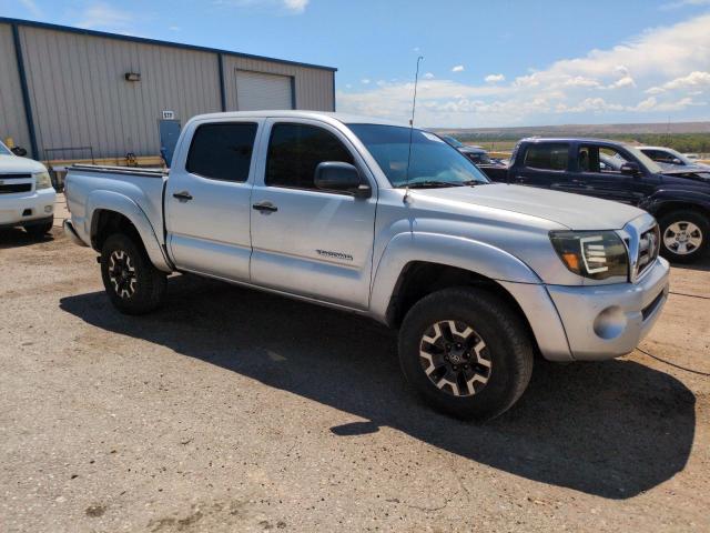3TMJU62N99M076640 - 2009 TOYOTA TACOMA DOUBLE CAB PRERUNNER SILVER photo 4