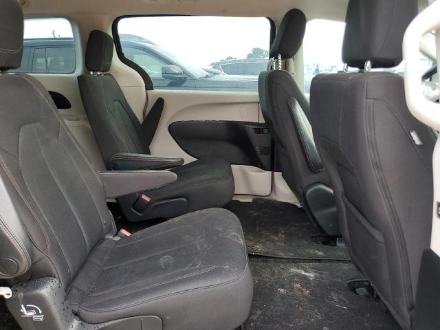 2C4RC1DGXHR655019 - 2017 CHRYSLER PACIFICA TOURING GRAY photo 11