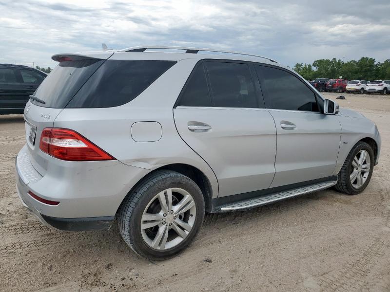 4JGDA5HB5CA027366 - 2012 MERCEDES-BENZ ML 350 4MATIC SILVER photo 3