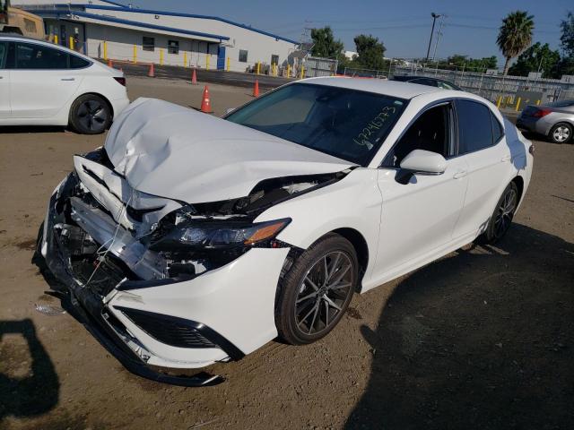 4T1T11AK3PU166348 - 2023 TOYOTA CAMRY SE NIGHT SHADE WHITE photo 1