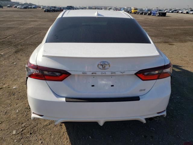 4T1T11AK3PU166348 - 2023 TOYOTA CAMRY SE NIGHT SHADE WHITE photo 6
