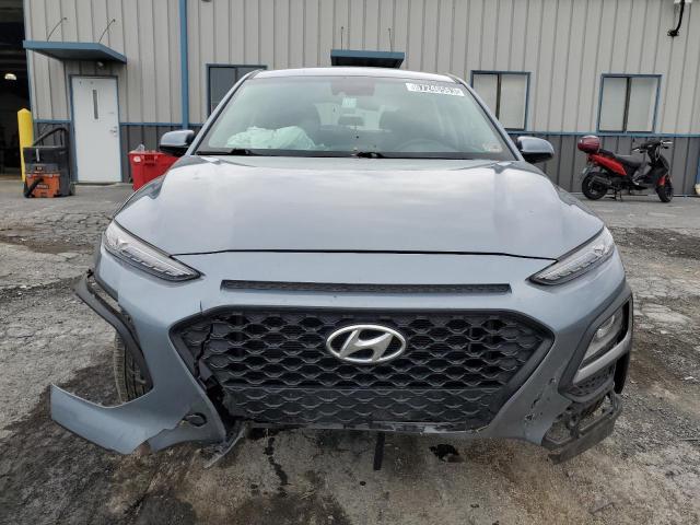 KM8K1CAA7MU666278 - 2021 HYUNDAI KONA SE GRAY photo 5