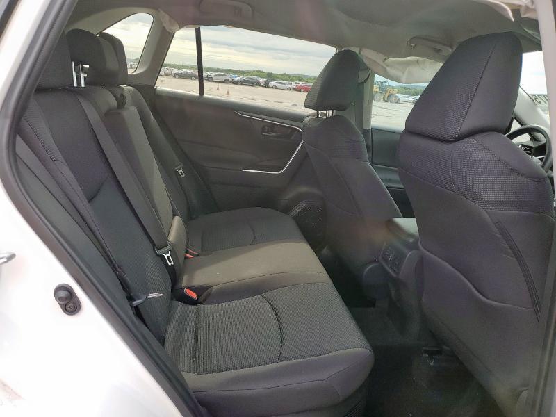 4T3LWRFV2PU108810 - 2023 TOYOTA RAV4 LE Weiß Foto 11