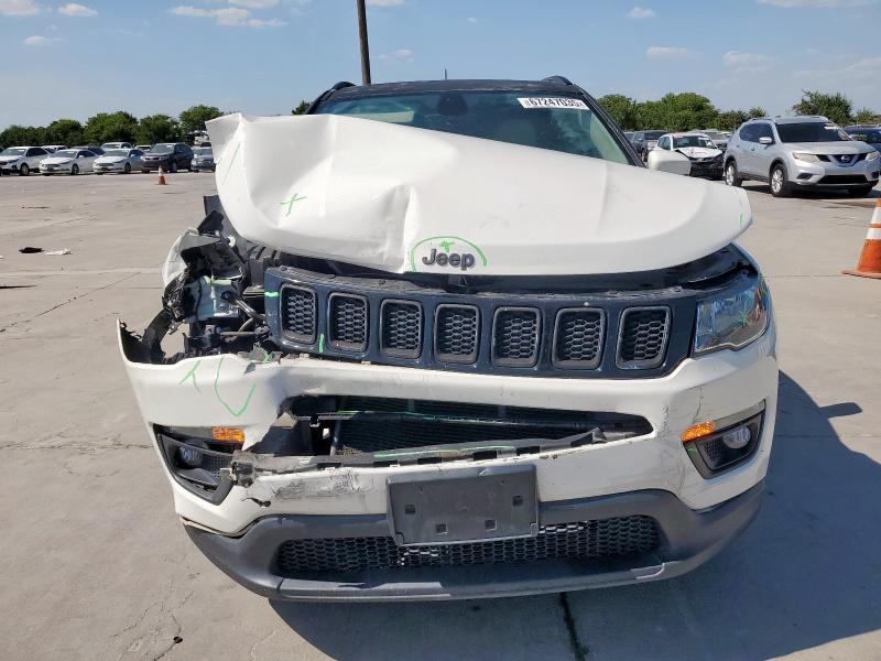 3C4NJCBB5KT726090 - 2019 JEEP COMPASS LATITUDE Beyaz fotoğraf 5