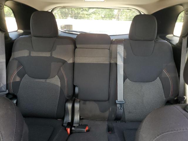 1C4PJLCS6HW549611 - 2017 JEEP CHEROKEE LATITUDE BLACK photo 10