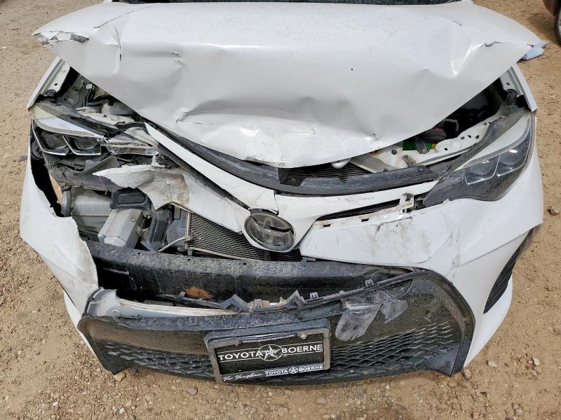 5YFBURHE7JP787439 - 2018 TOYOTA COROLLA L WHITE photo 11