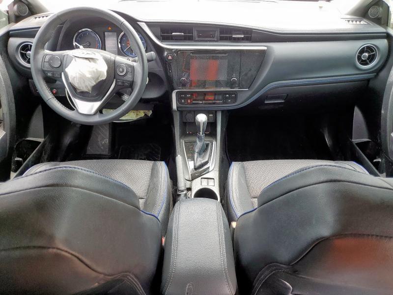 5YFBURHE7JP787439 - 2018 TOYOTA COROLLA L WHITE photo 8