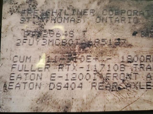 2FUY3MCB0TA695127 - 1996 FREIGHTLINER MED CONV C FLD112 WHITE photo 10