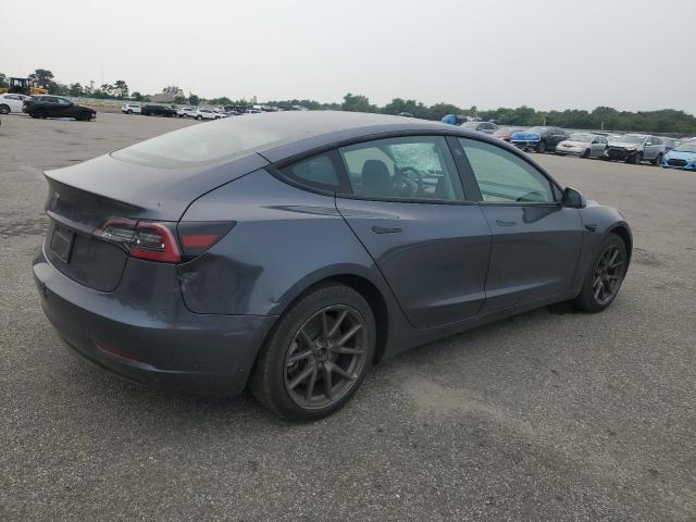 5YJ3E1EA7PF423093 - 2023 TESLA MODEL 3 GRAY photo 3
