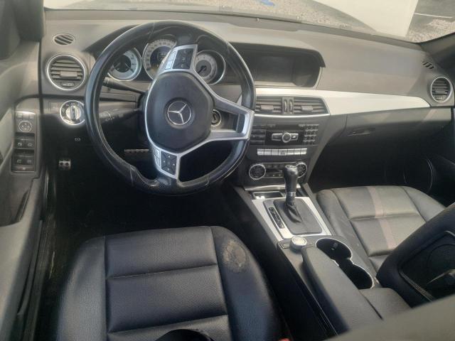 WDDGF8BB8CA701996 - 2012 MERCEDES-BENZ C 300 4MATIC WHITE photo 8