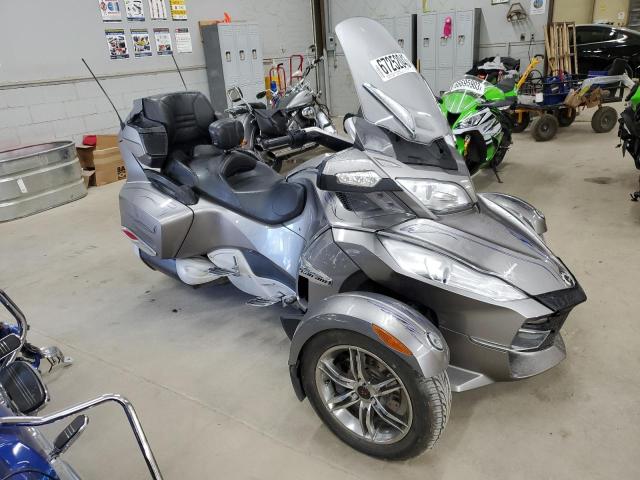 2BXJBWC1XBV001226 - 2011 CAN-AM SPYDER ROA RTS SILVER photo 1