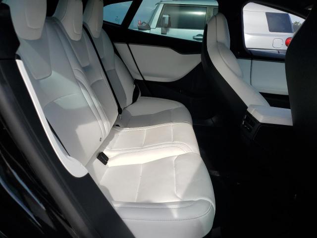 5YJSA1E27JF256919 - 2018 TESLA MODEL S შავი ფოტო 10