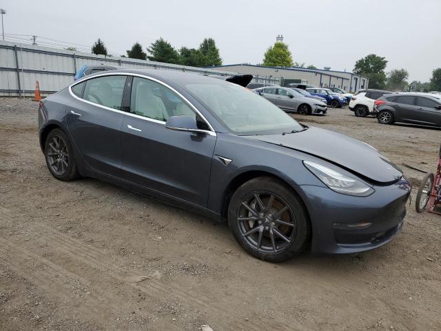 5YJ3E1EB7KF390775 - 2019 TESLA MODEL 3 Graphit Foto 4