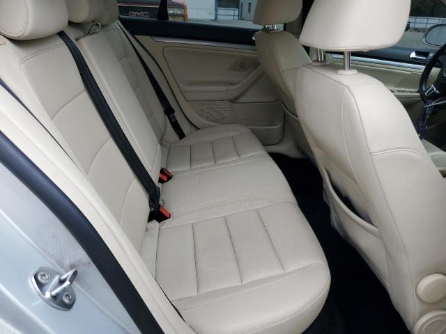 3VWRZ7AJ3AM160950 - 2010 VOLKSWAGEN JETTA SE Gümüş foto 10