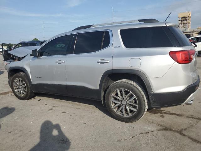 1GKKNLLS1JZ242676 - 2018 GMC ACADIA SLE Srebrny zdjęcie 2