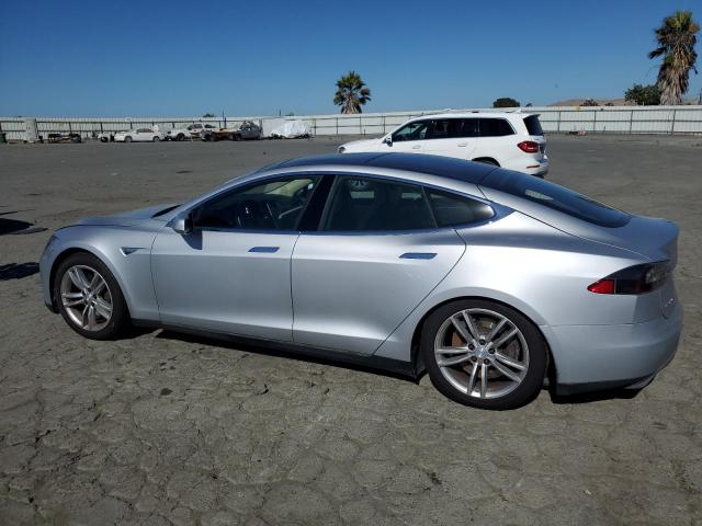 5YJSA1CN3DFP13484 - 2013 TESLA MODEL S SILVER photo 2