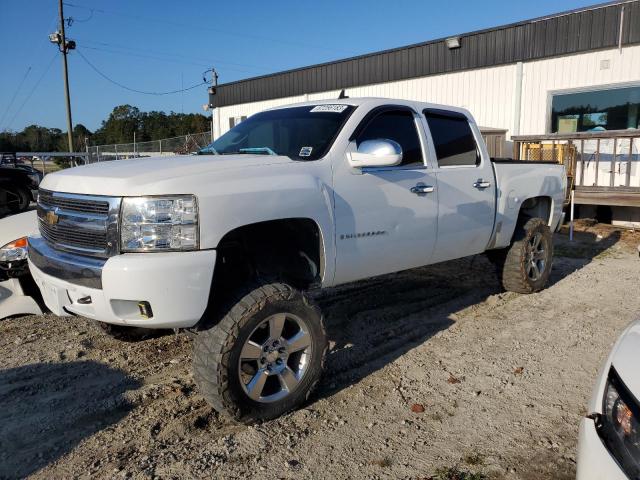 2GCEK13M671501090 - 2007 CHEVROLET SILVERADO K1500 CREW CAB WHITE photo 1