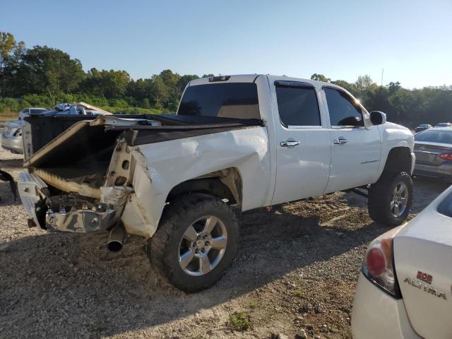 2GCEK13M671501090 - 2007 CHEVROLET SILVERADO K1500 CREW CAB WHITE photo 3