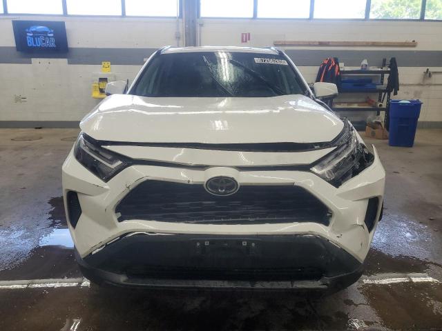 2T3P1RFV5SC515188 - 2025 TOYOTA RAV4 XLE 白色 照片 5