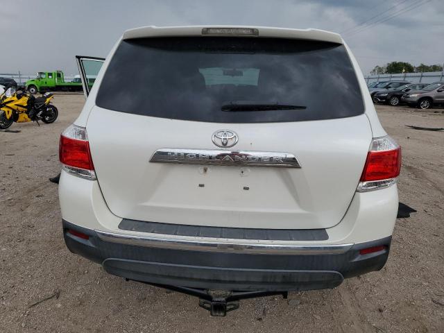 5TDZK3EH0DS121258 - 2013 TOYOTA HIGHLANDER BASE Білий фото 6