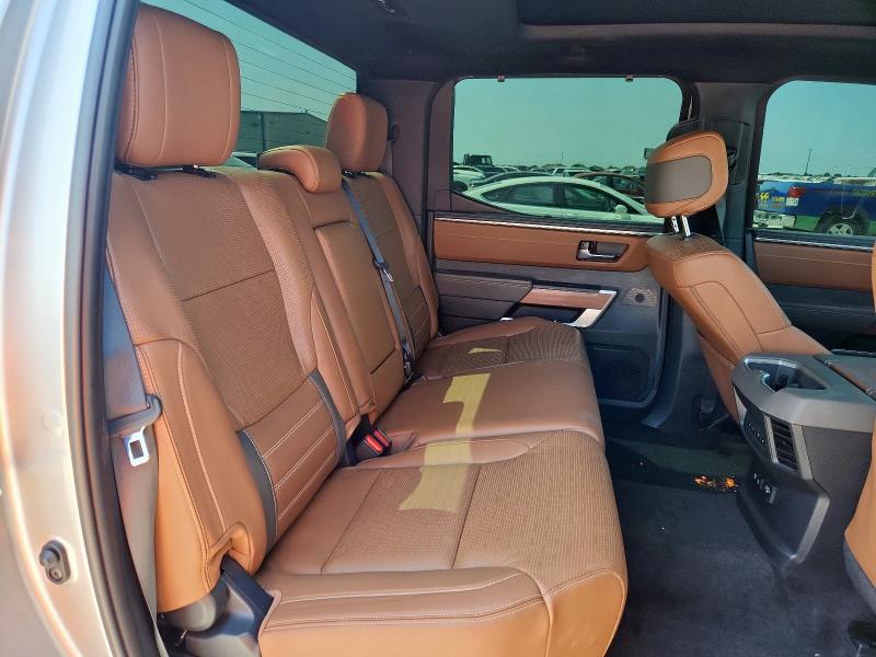 5TFMA5DB3RX216629 - 2024 TOYOTA TUNDRA CREWMAX PLATINUM Plata foto 10