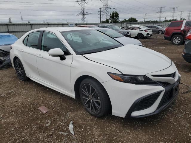 4T1G11AK2PU159666 - 2023 TOYOTA CAMRY SE NIGHT SHADE WHITE photo 4