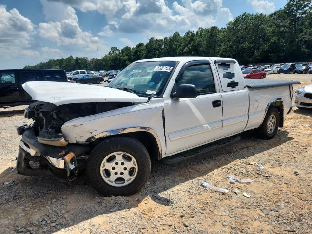 2003 CHEVROLET SILVERADO C1500, 
