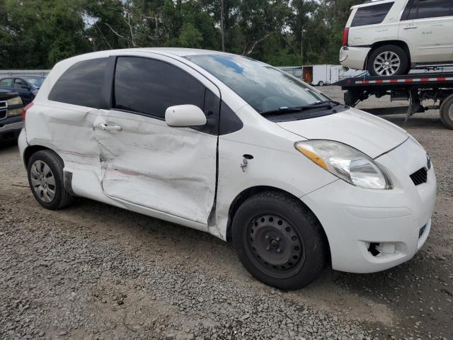 JTDJT4K38A5314185 - 2010 TOYOTA YARIS WHITE photo 4