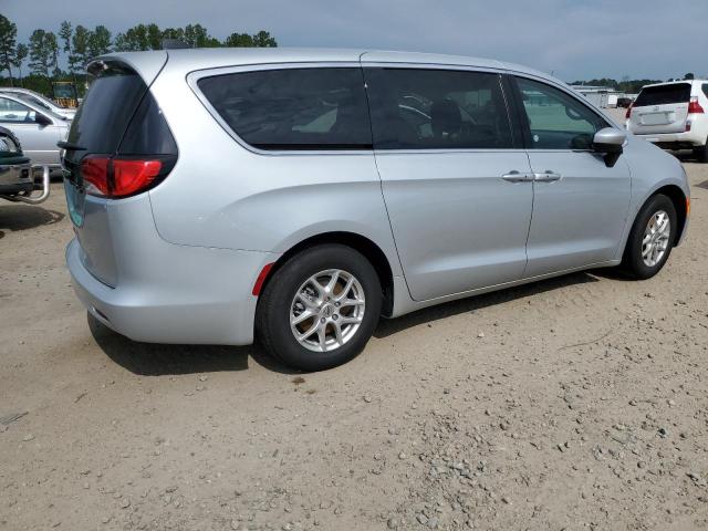 2C4RC1CG0PR595963 - 2023 CHRYSLER VOYAGER LX SILVER photo 3