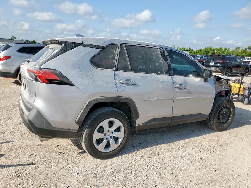 2T3H1RFV3SC318606 - 2025 TOYOTA RAV4 LE SILVER photo 3