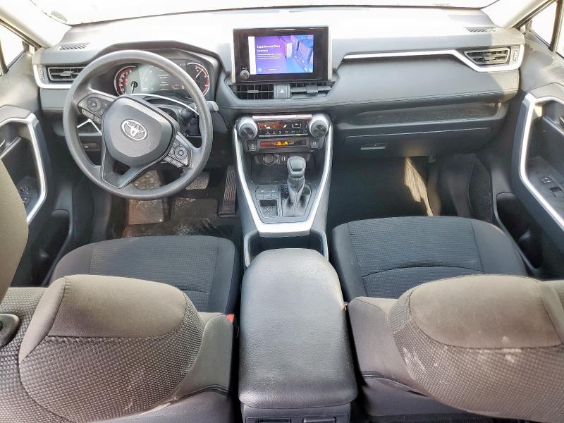 2T3H1RFV3SC318606 - 2025 TOYOTA RAV4 LE SILVER photo 8