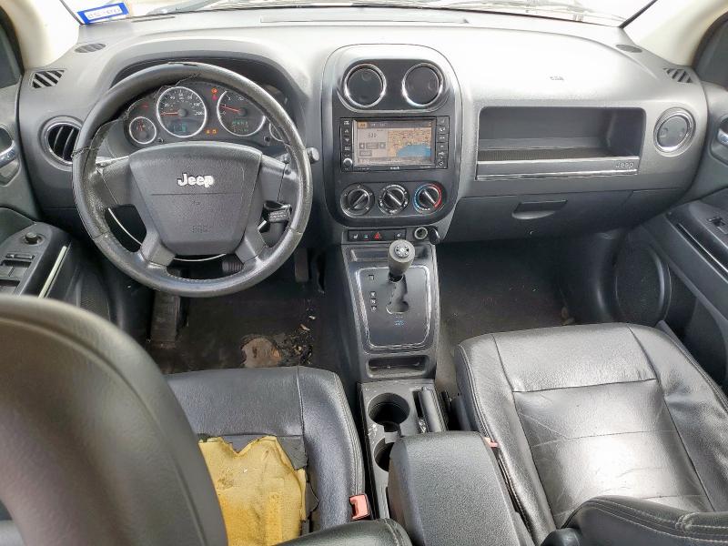 1J4FT57B79D201383 - 2009 JEEP COMPASS LIMITED ბეჟი ფოტო 8