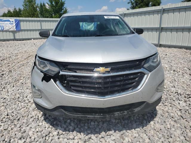 2GNAXREV0J6326261 - 2018 CHEVROLET EQUINOX LS SILVER photo 5