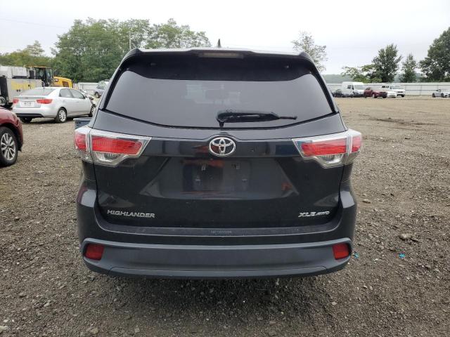5TDJKRFH4FS113231 - 2015 TOYOTA HIGHLANDER XLE Schwarz Foto 6