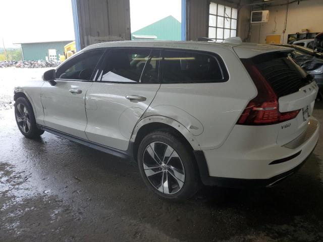 YV4102WK5L1043981 - 2020 VOLVO V60 CROSS T5 MOMENTUM WHITE photo 2