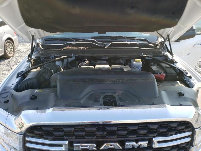 3C6UR5DL8NG131485 - 2022 RAM 2500 BIG HORN/LONE STAR WHITE photo 11
