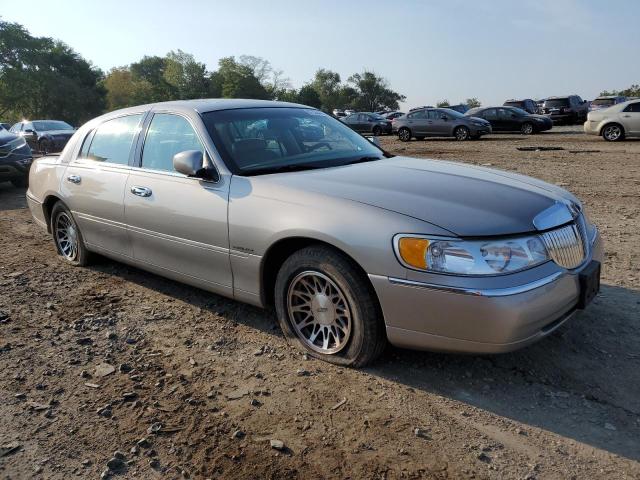 1LNHM82W21Y612691 - 2001 LINCOLN TOWN CAR SIGNATURE BEIGE photo 4