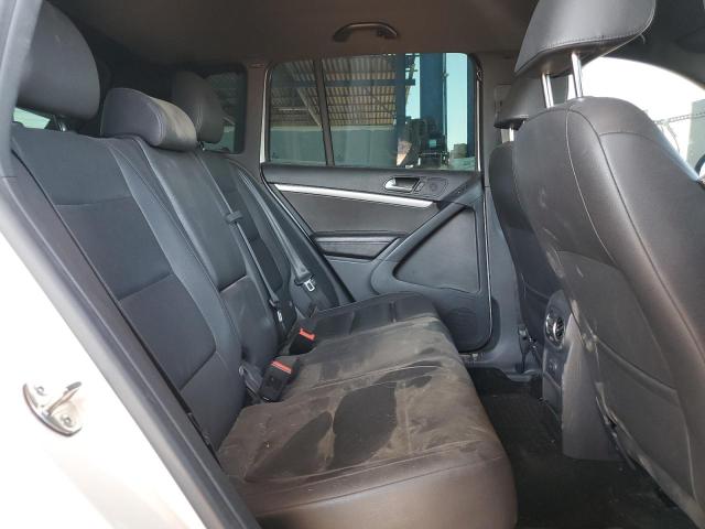 WVGAV7AX5GW558763 - 2016 VOLKSWAGEN TIGUAN S WHITE photo 11