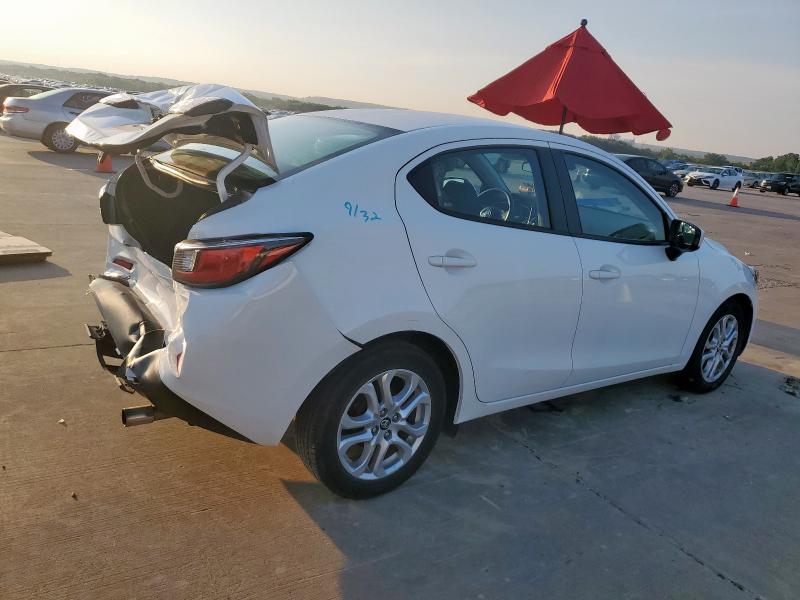 3MYDLBYV3JY306378 - 2018 TOYOTA YARIS IA 白色 照片 3