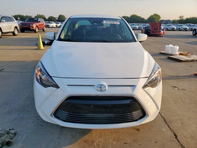 3MYDLBYV3JY306378 - 2018 TOYOTA YARIS IA 白色 照片 5
