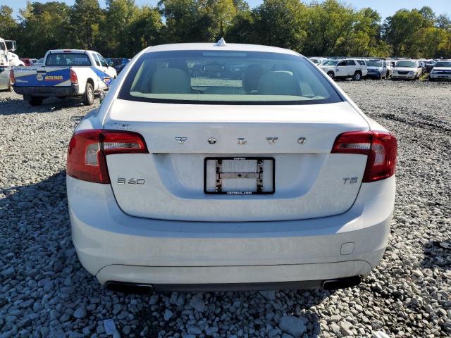 YV126MFB1F2301312 - 2015 VOLVO S60 PREMIER WHITE photo 6