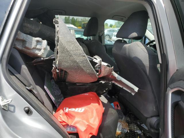 2T3Z1RFV6KW002443 - 2019 TOYOTA RAV4 LE Grau Foto 11