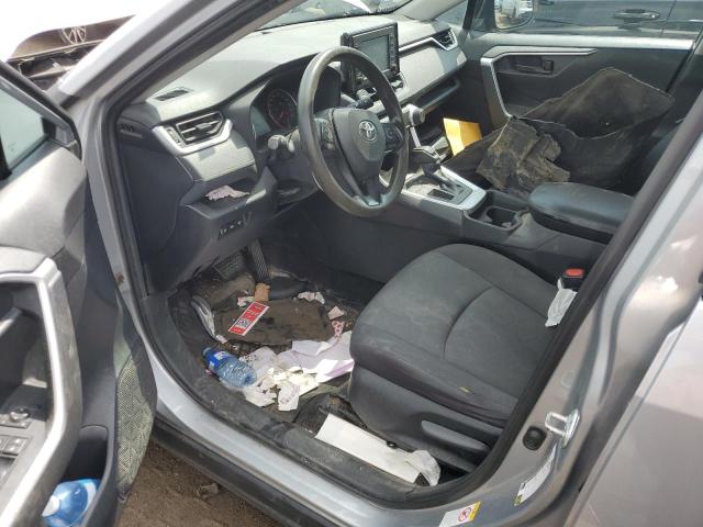 2T3Z1RFV6KW002443 - 2019 TOYOTA RAV4 LE Grau Foto 8