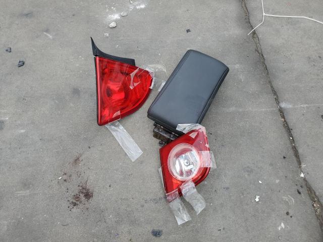 1G1ZC5E14BF197423 - 2011 CHEVROLET MALIBU 1LT 银色 照片 12