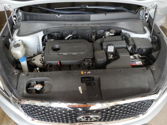 5XYPGDA32HG244877 - 2017 KIA SORENTO LX SILVER photo 12