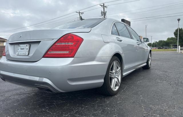 WDDNG9EB5CA437299 - 2012 MERCEDES-BENZ S 550 4MATIC SILVER photo 4