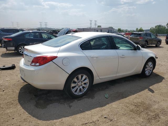 2G4GR5ERXC9212709 - 2012 BUICK REGAL WHITE photo 3