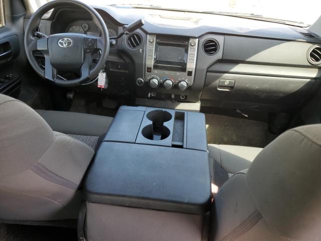 5TFCY5F11EX017634 - 2014 TOYOTA TUNDRA DOUBLE CAB SR/SR5 GRAY photo 8