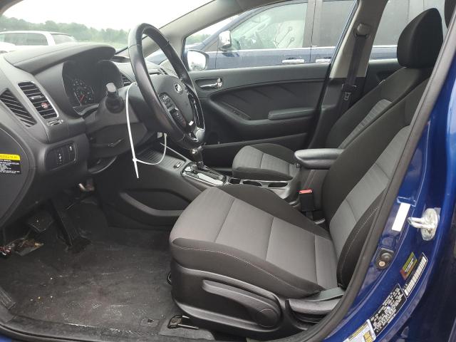 3KPFL4A78JE260885 - 2018 KIA FORTE LX ლურჯი ფოტო 7